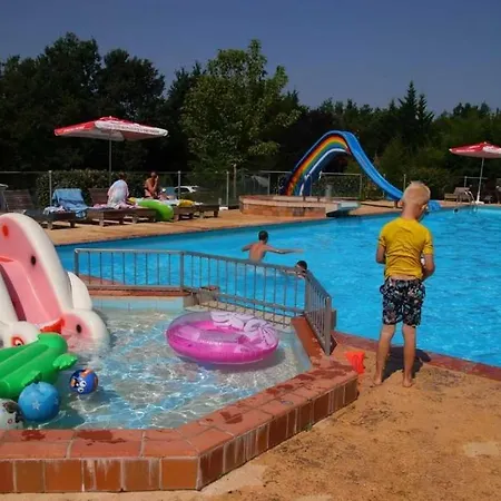 3 Etoiles - Piscine - Eebbgh Devillac