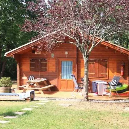 Camping 3 Etoiles - Piscine - Eebbgh Devillac