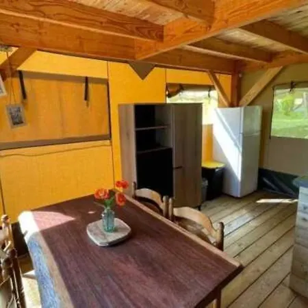 Camping 3 Etoiles - Piscine - Eebbgh